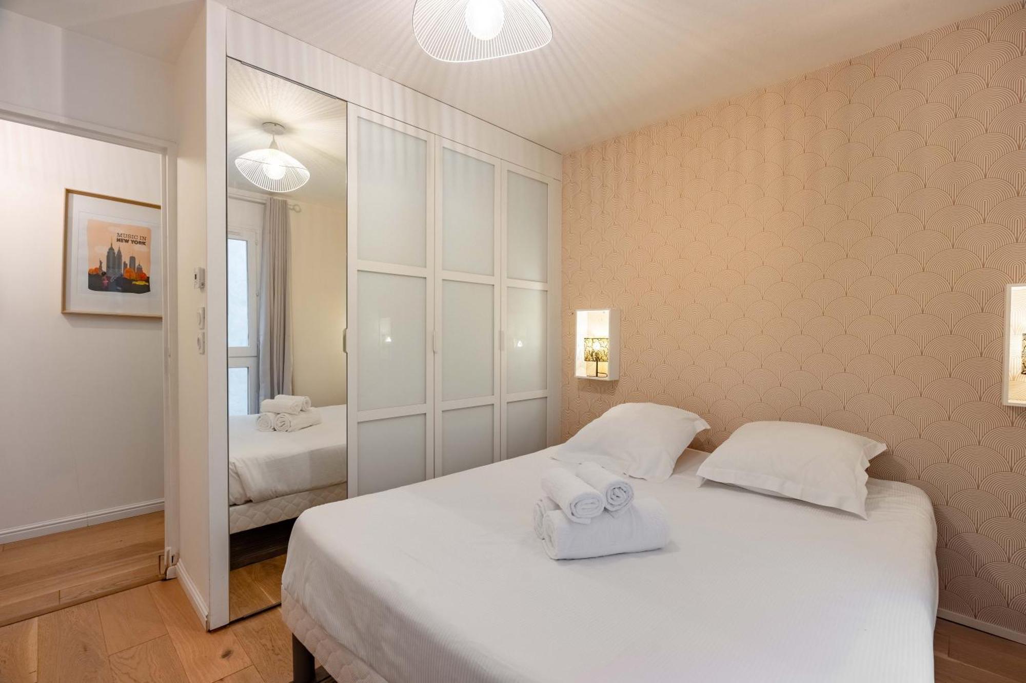 Le Precieux De Raoul Nancy Centre Avec Ascenseur Apartment Exterior photo