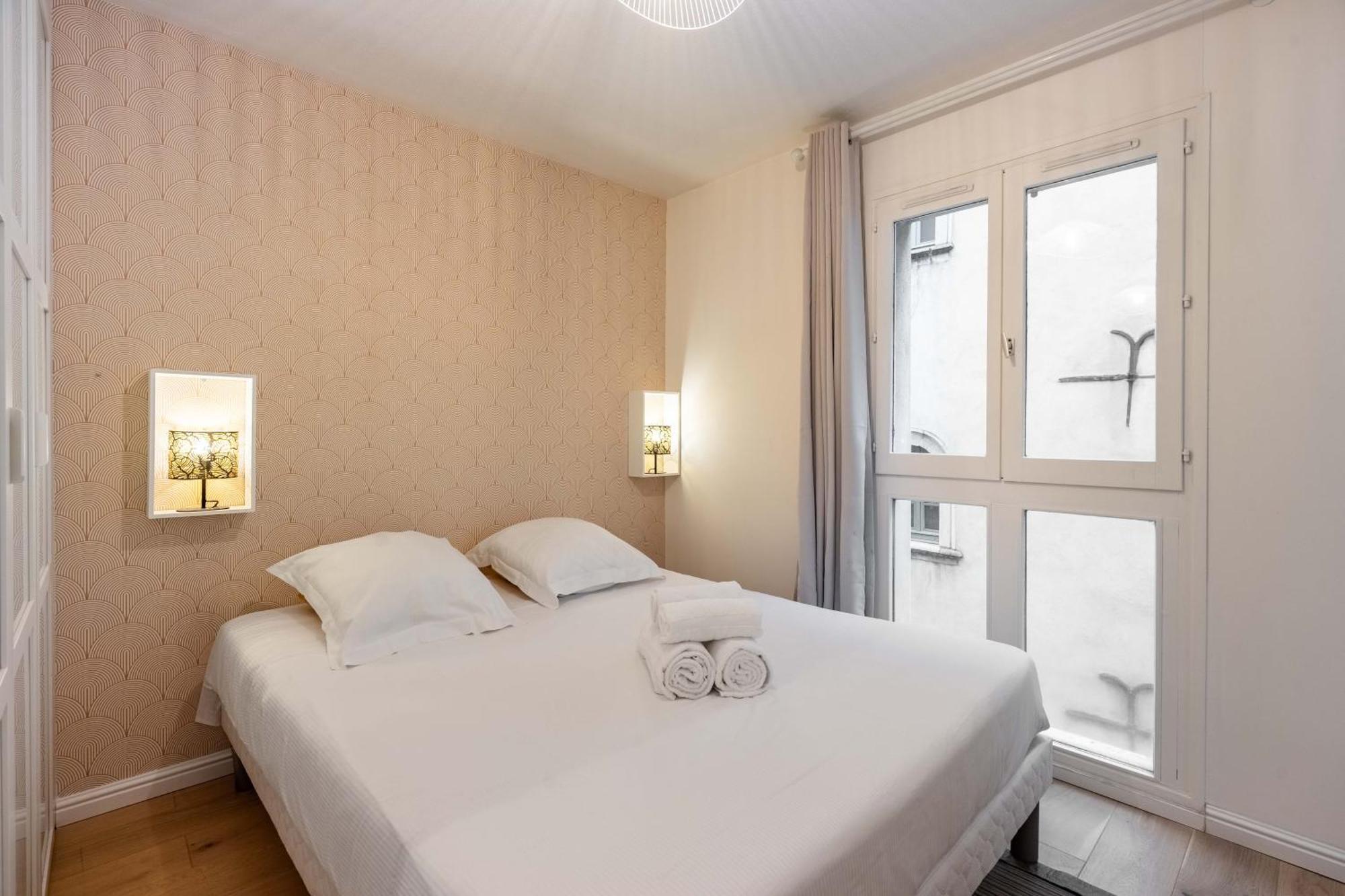 Le Precieux De Raoul Nancy Centre Avec Ascenseur Apartment Exterior photo